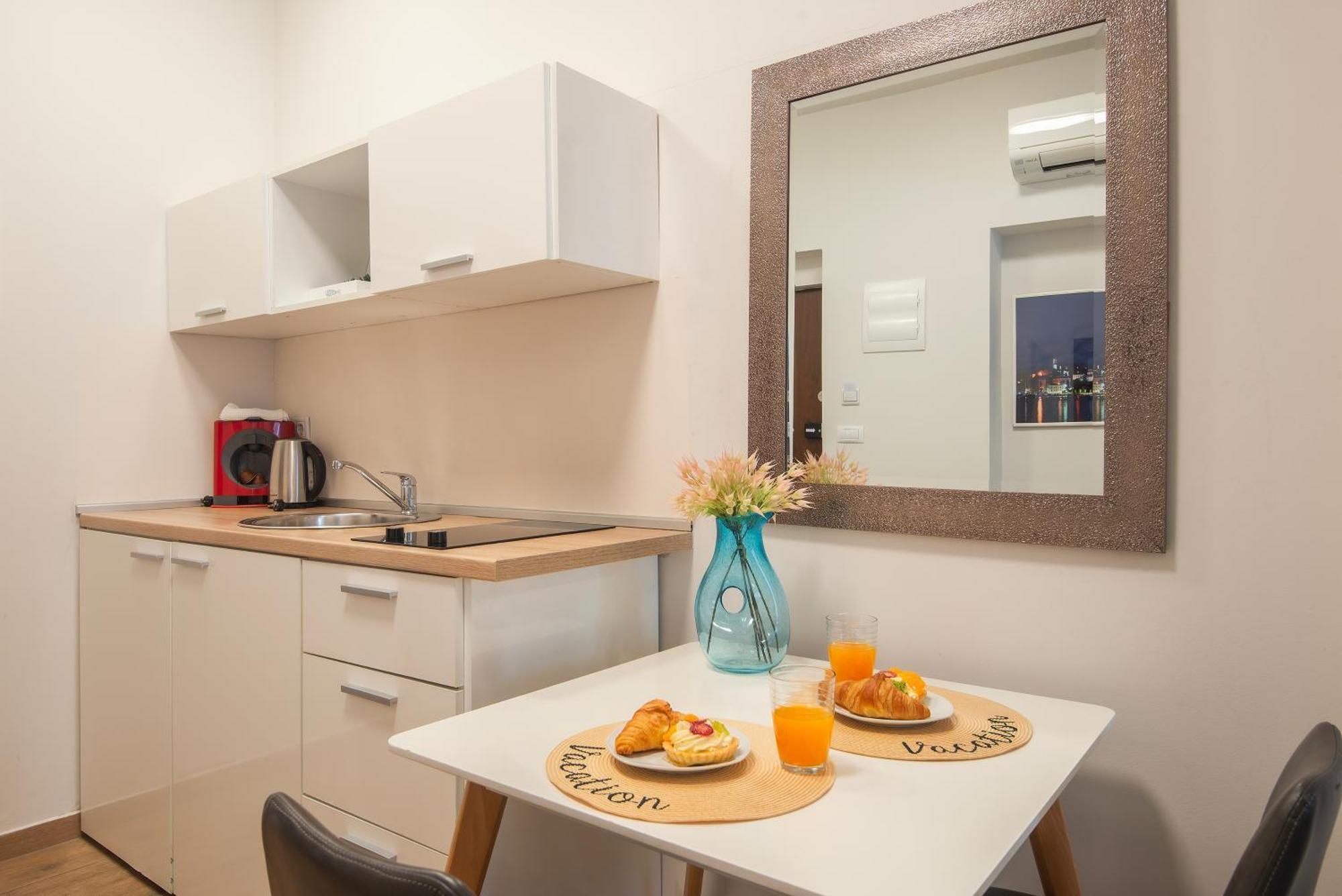 Apartment D&a Center With Free Parking *