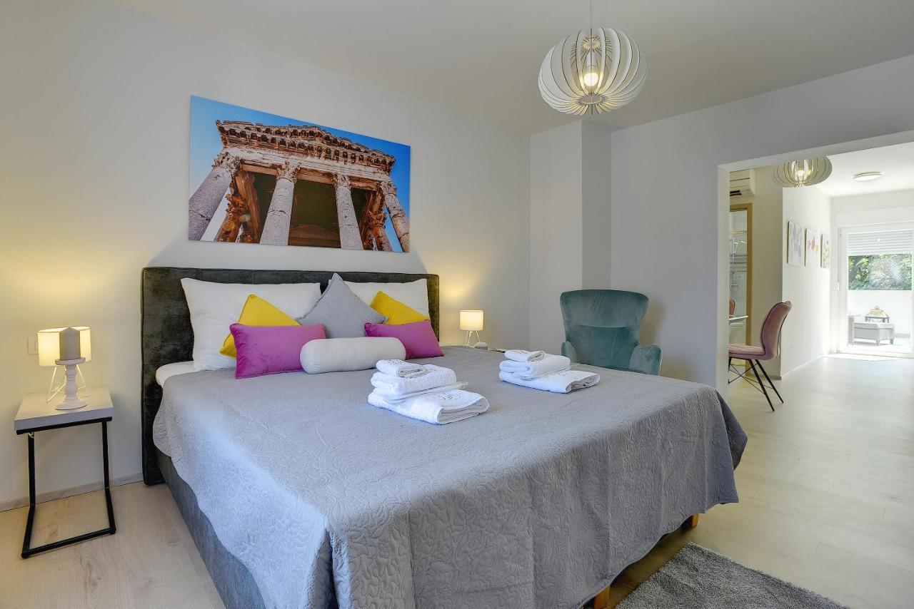 D&a Center With Free Parking * Pula