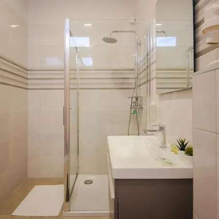 D&A City Center Apartments With Free Parking Pula Exterior foto