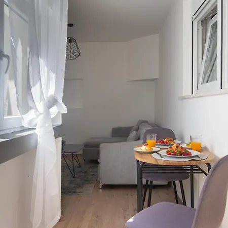 D&A City Center Apartments With Free Parking Pula Exterior foto