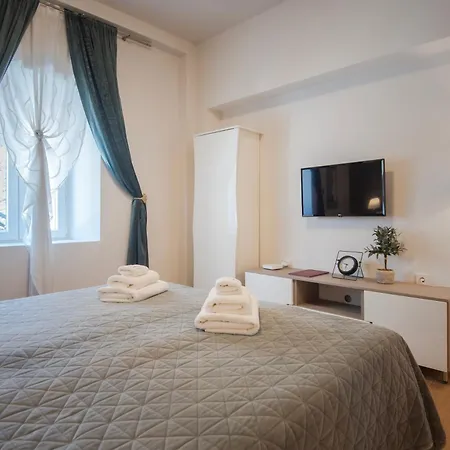 D&A City Center Apartments With Free Parking Pula Exterior foto