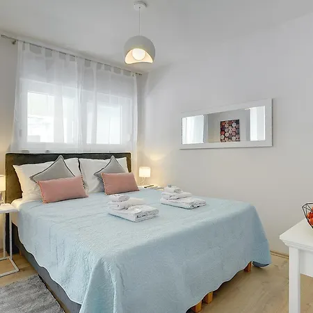 D&A City Center Apartments With Free Parking Pula Exterior foto