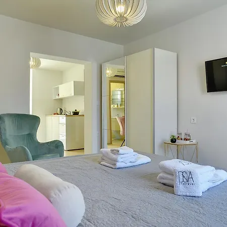 D&A City Center Apartments With Free Parking Pula Exterior foto
